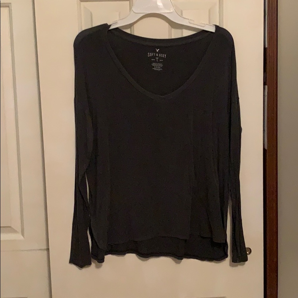 American Eagle Small Long Sleeve Tee